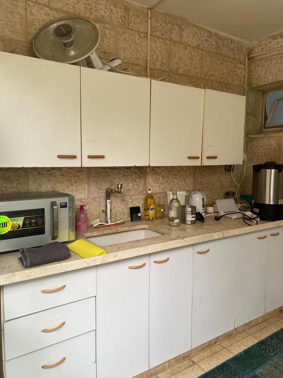 Apartament דירת גן מרווחת במיקום מעולה עם נטפליקס חינמי Ma'ale Adumim Zewnętrze zdjęcie