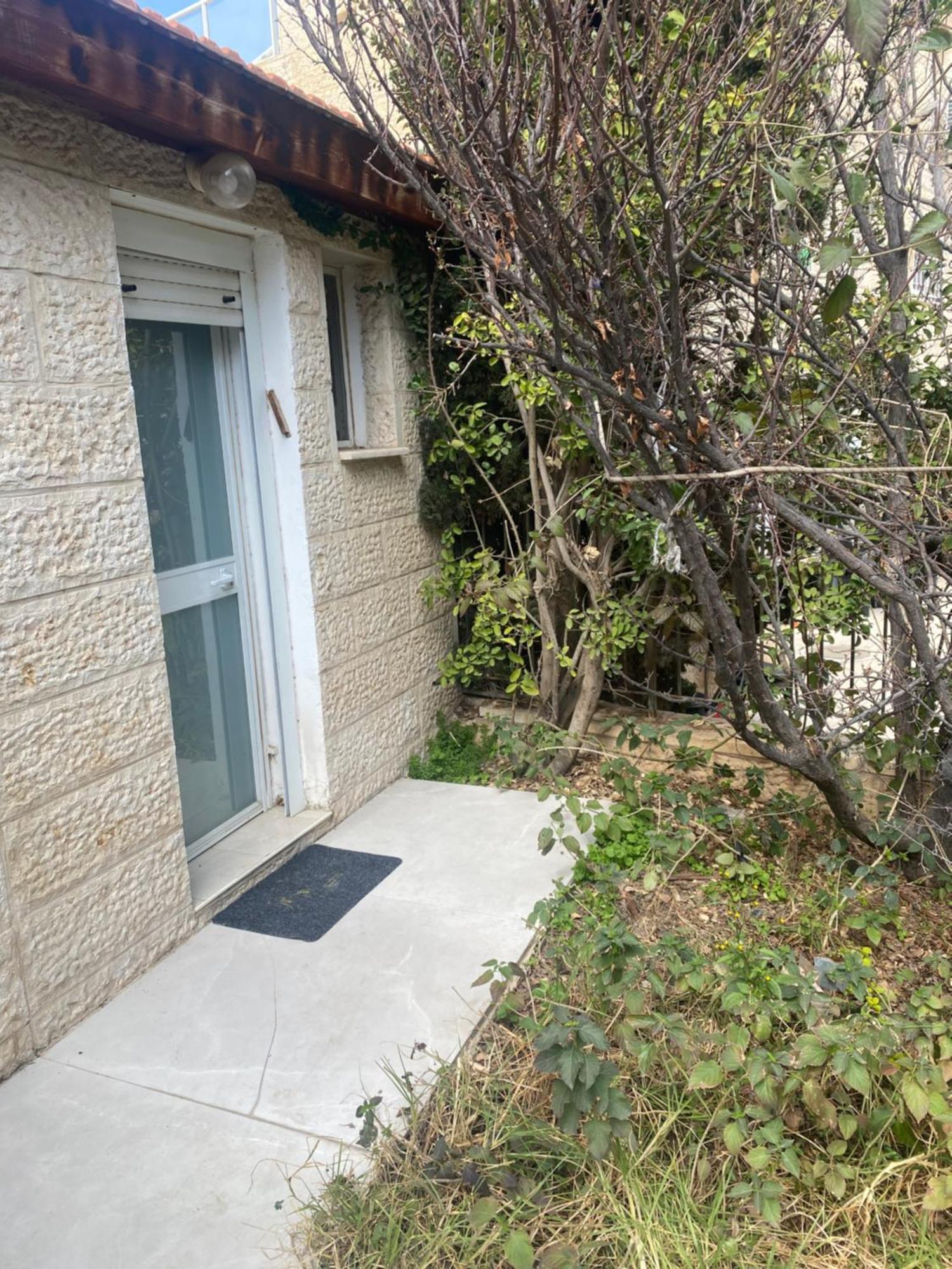 Apartament דירת גן מרווחת במיקום מעולה עם נטפליקס חינמי Ma'ale Adumim Zewnętrze zdjęcie